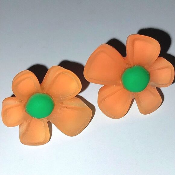 Super cute candy color floral fashion earrings - Picture 2 of 5